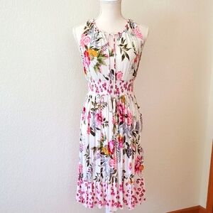 Floral Sleeveless Dress - White and Pink